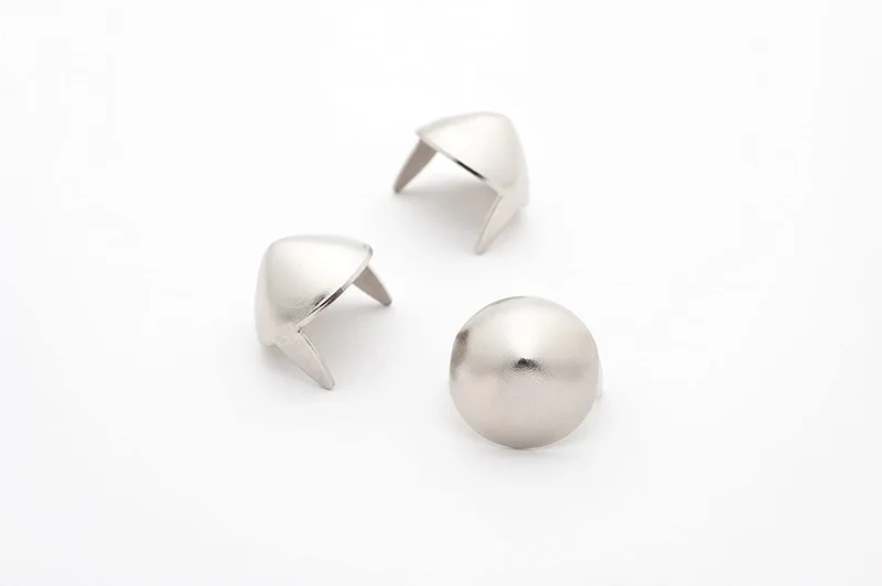1/2 INCH CONE STUDS (STANDARD) per 100