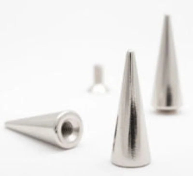 1" CONE SPIKE  per 10