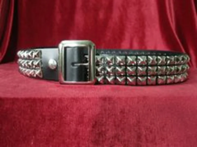 3 ROW PYRAMID BELT