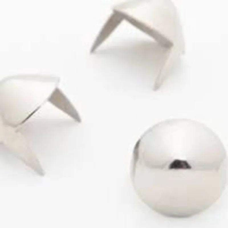 7/16 INCH CONE STUDS (MEDIUM) per 100