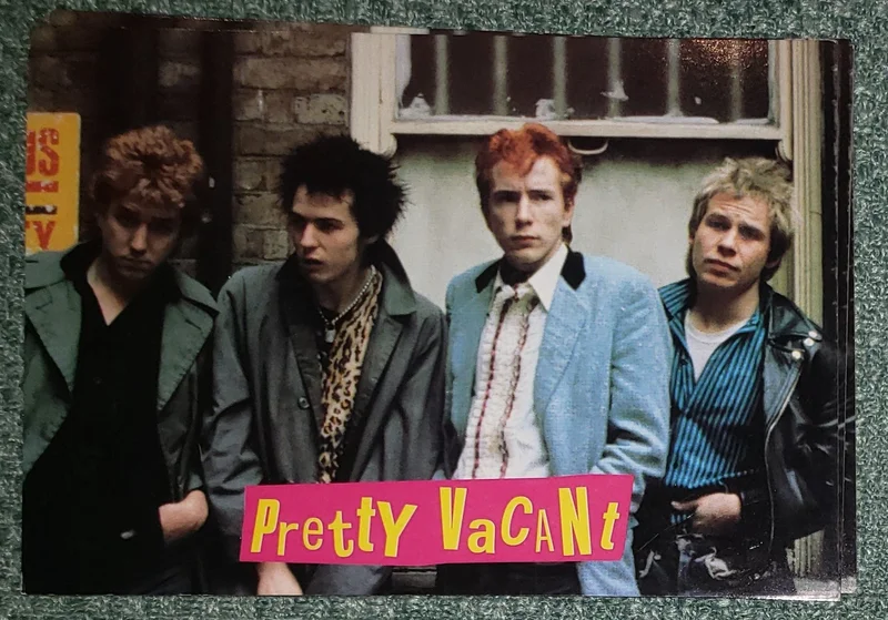 90s  SEX PISTOL POSTCARD
