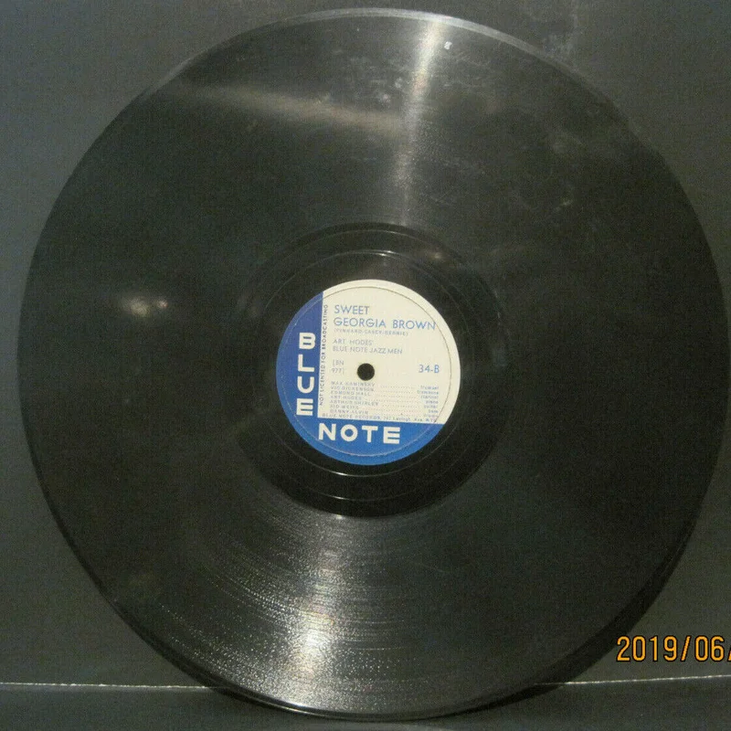 Art Hodes' Blue Note Jazzmen - Sugar Foot Stomp b/w Sweet Georgia Brown