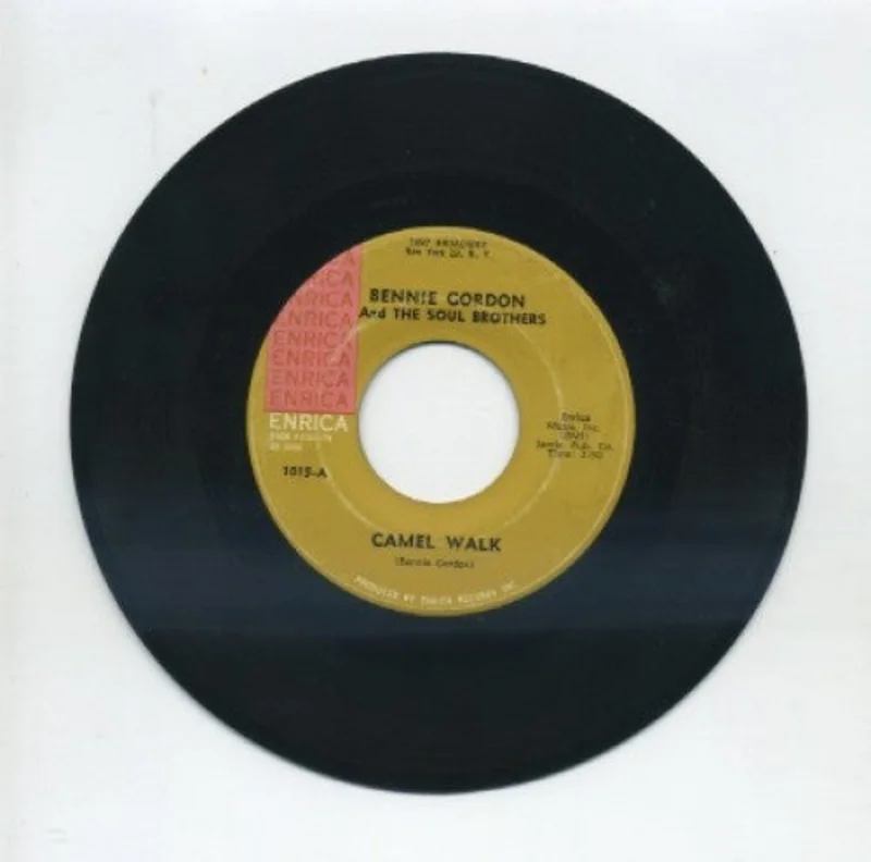 Bennie Gordon and The Soul Brothers - Camel Walk/ Kansas City Woman