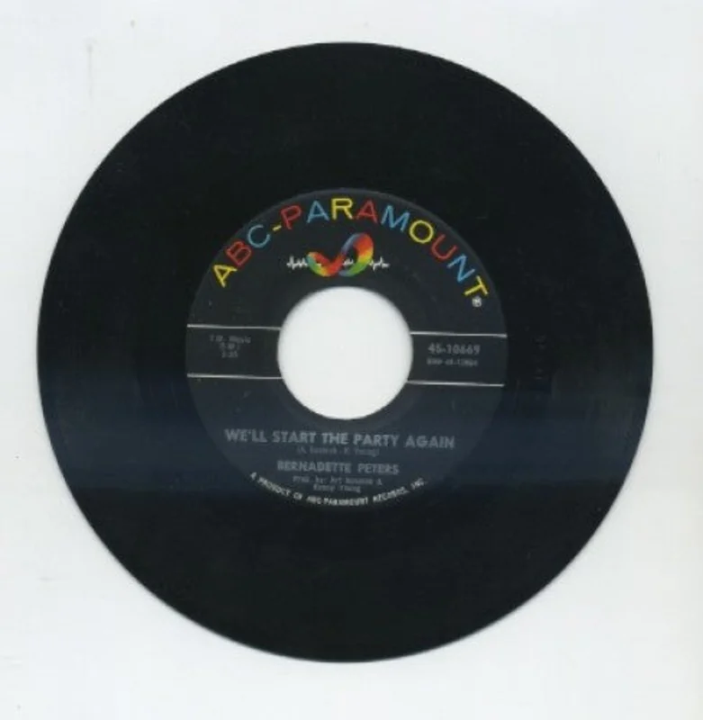 Bernadette Peters - We'll Start The Party Again/ Wait Johnny For Me