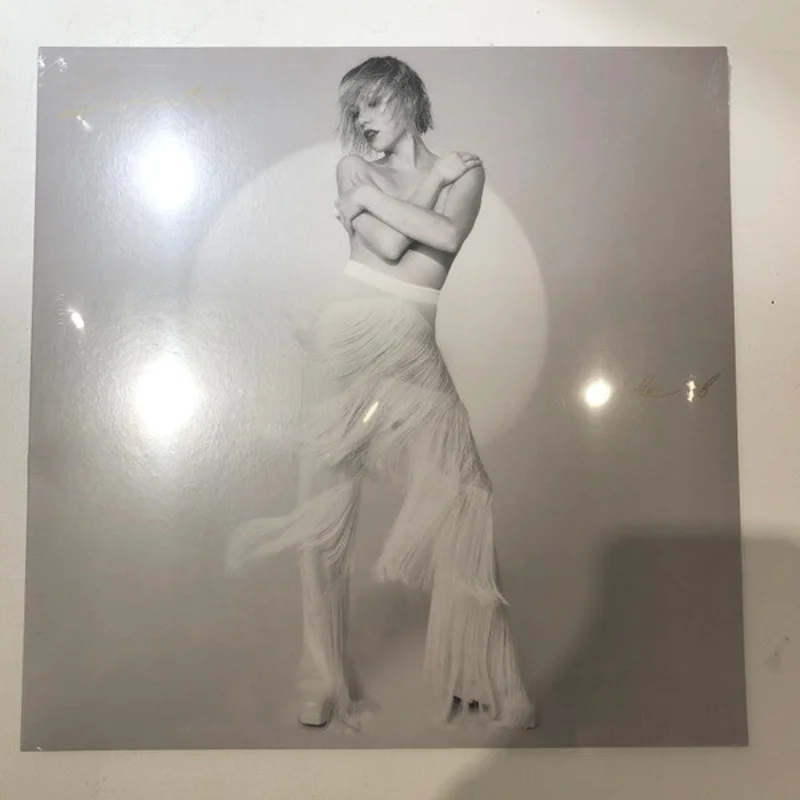 Carly Rae Jepsen - Dedicated Side B (Arrives in 4 Days)