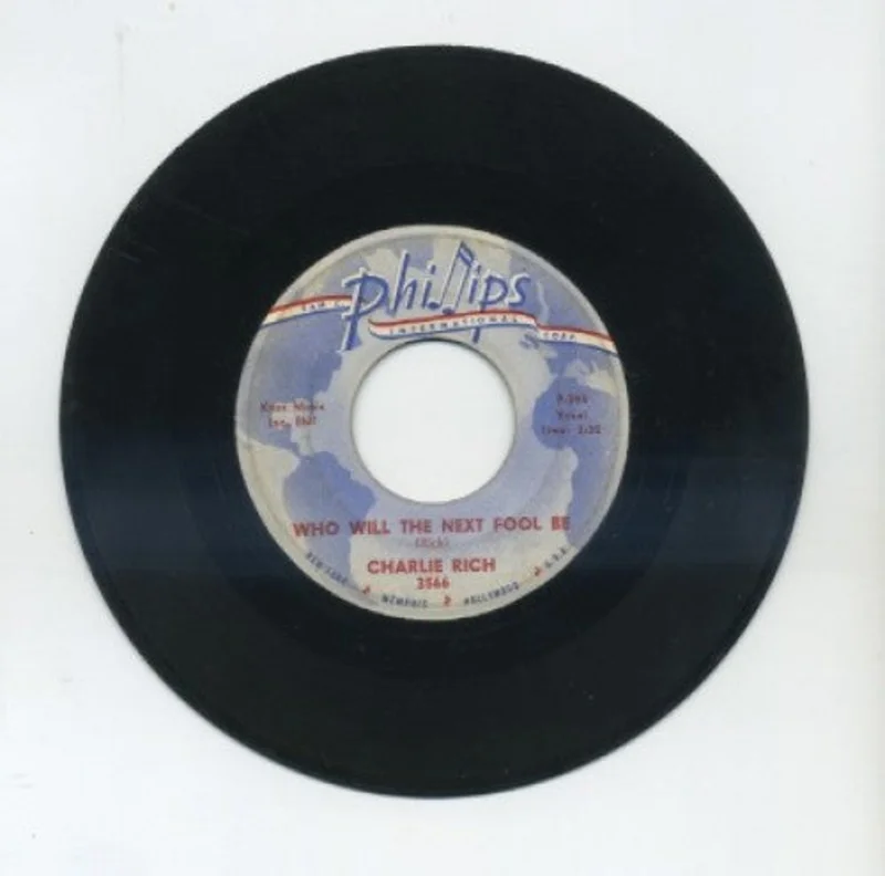 Charlie Rich - Who Will The Next Fool Be/ Caught In The Middle