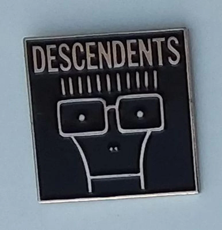DESCENDENTS ENAMEL BADGE
