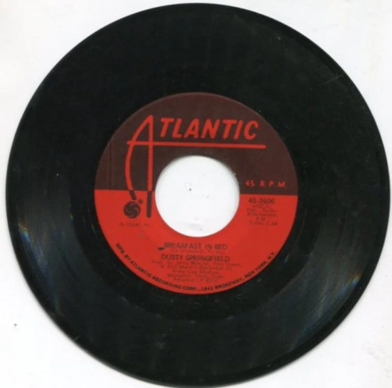 Dusty Springfield - Breakfast in Bed/ Dont Forget About Me