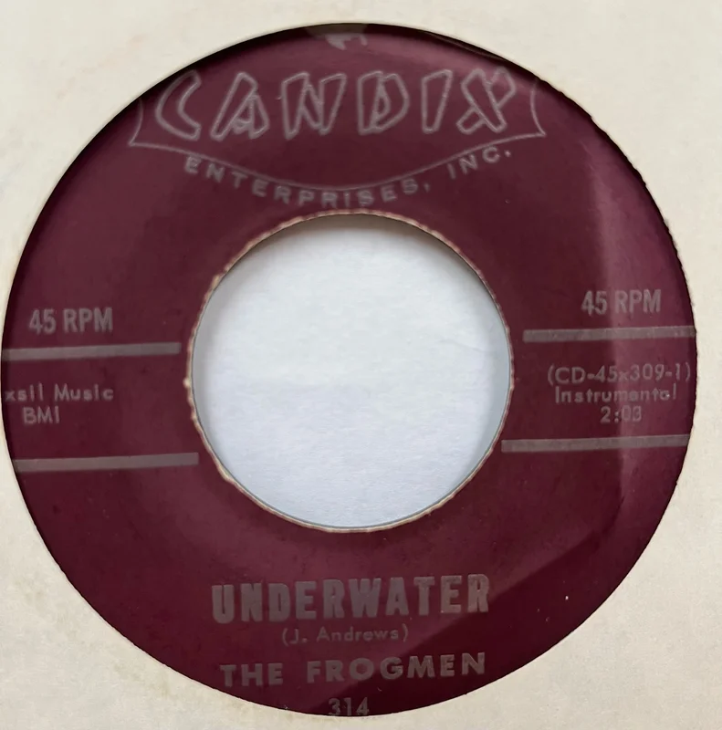 Frogmen - Underwater b/w The Mad Rush