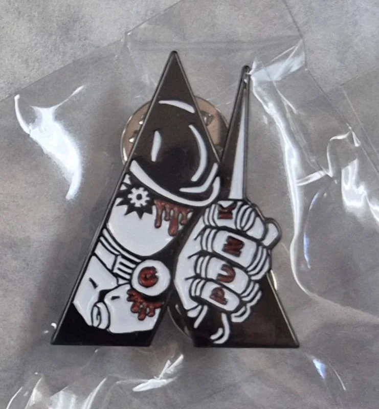 HAT TRICKERS ENAMEL BADGE