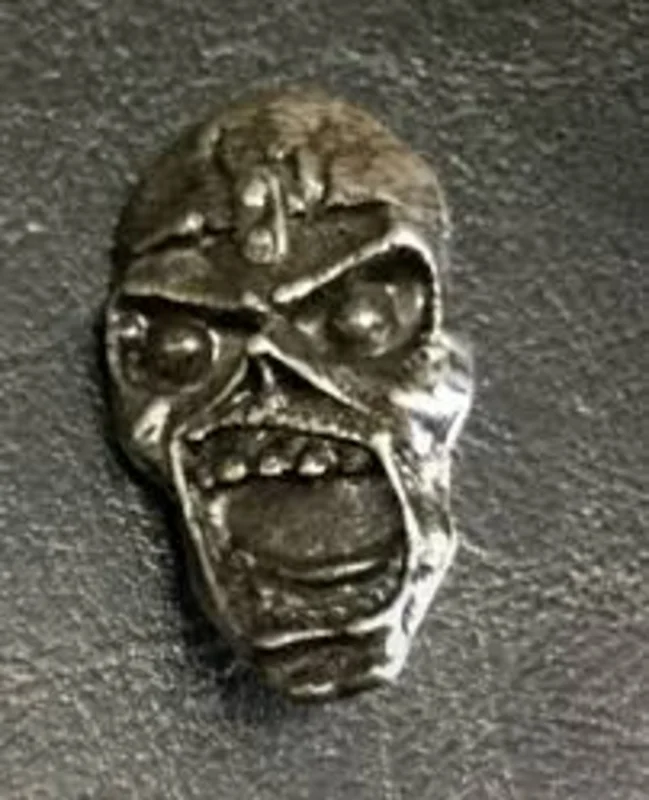 IRON MAIDEN - EDDIE METAL BADGE