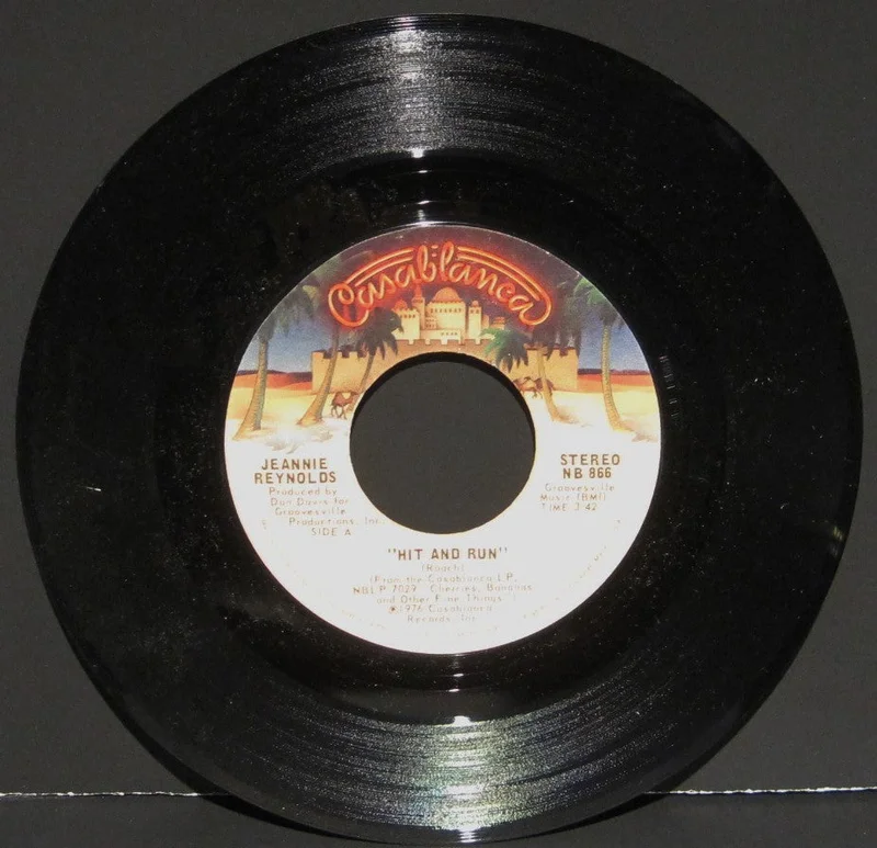 Jeannie Reynolds "Hit and Run" b/w "I've Still Got My Pride"