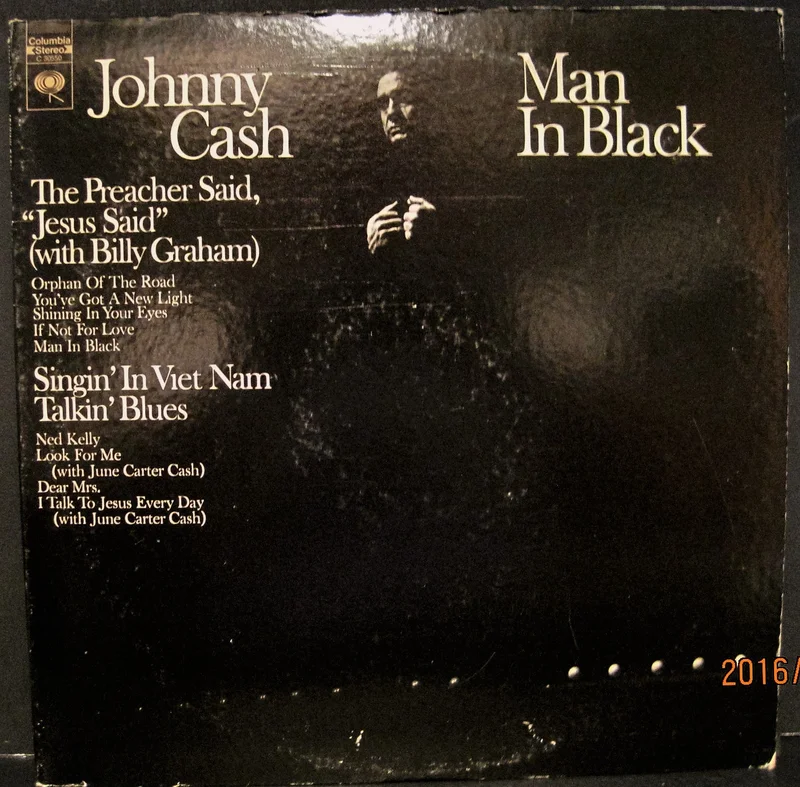 Johnny Cash - Man in Black