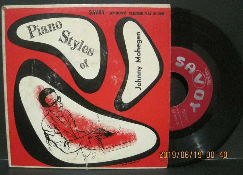 Johnny Mohegan - The Piano Styles of