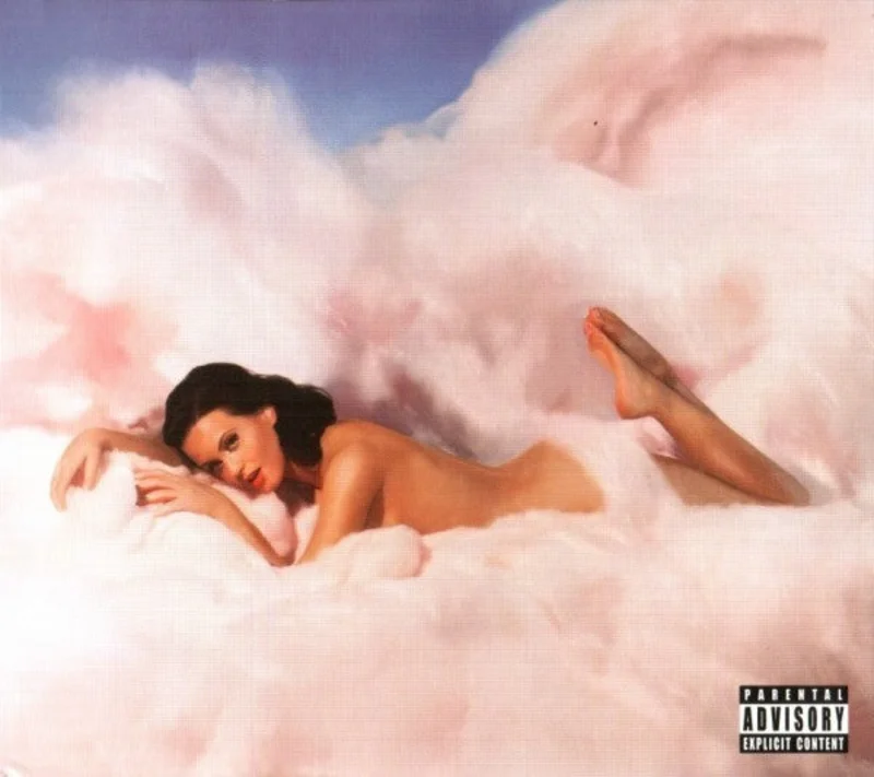 Katy Perry - Teenage Dream (Arrives in 4 Days)
