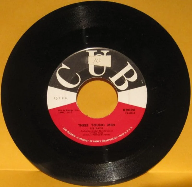 Lee Davis - Three Young Men/ The Flower Song