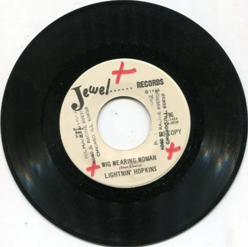 Lightnin' Hopkins - Wig Wearing Woman/ Move on Out Part 2