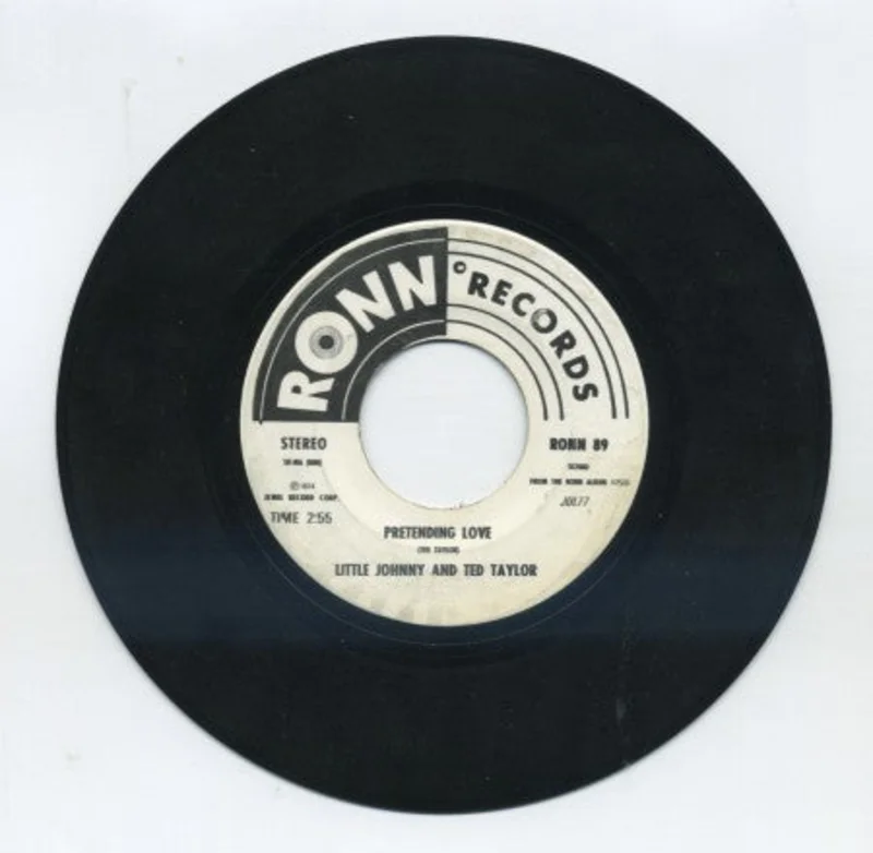 Little Johnny and Ted Taylor - Pretending Love/ Pretending Love
