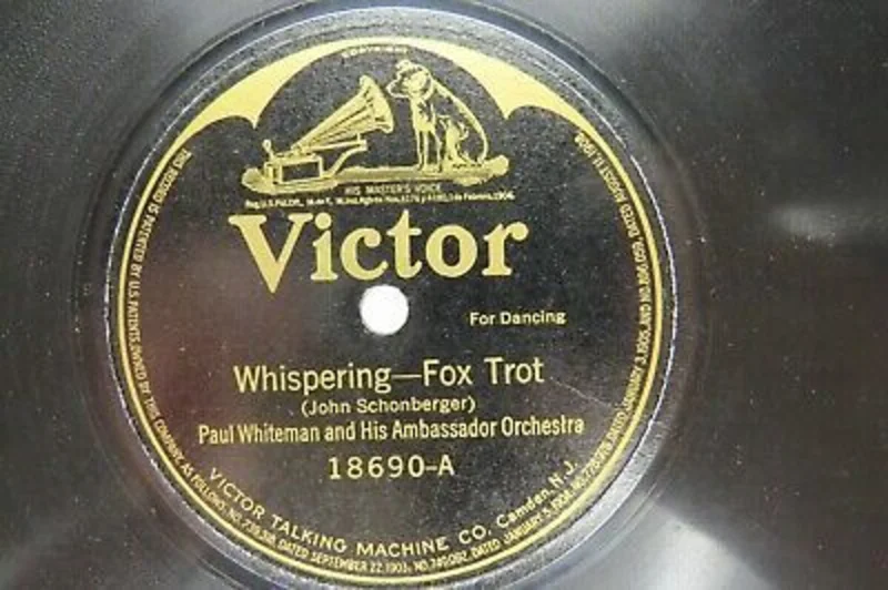 Paul Whiteman & His Ambassador Orchestra - Whispering