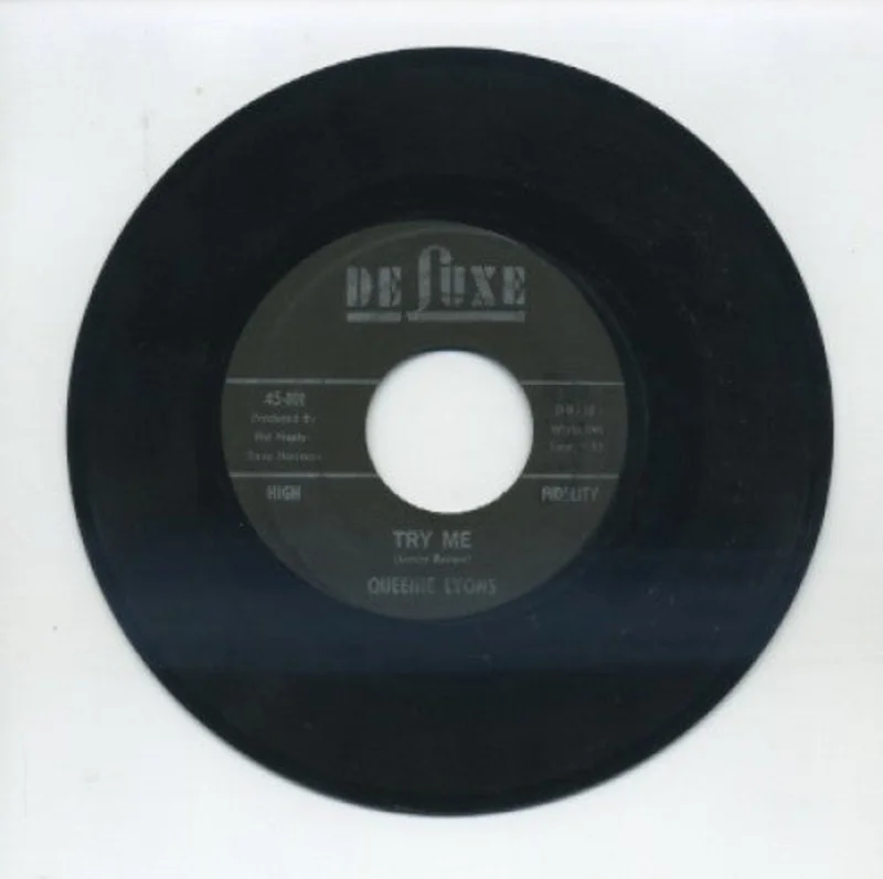Queenie Lyons - Try Me/ Drown In My Own Tears