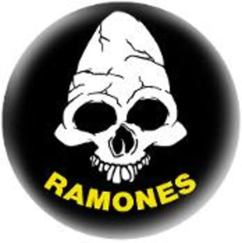 RAMONES SKULL 1.5"button