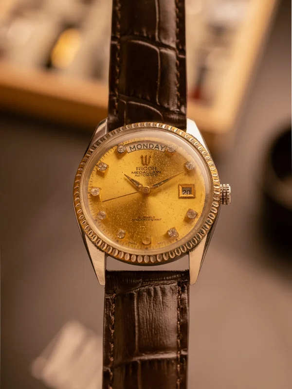 Ricoh Medallian President Diamond Dial (Ref. 061951) (35mm; Automatic)