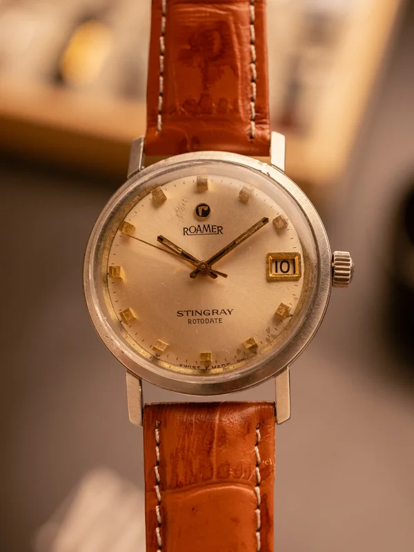 Roamer Stingray Brevette (Extremely Rare; Mint Condition) (Ref. 305467-305776) (34mm; Automatic)
