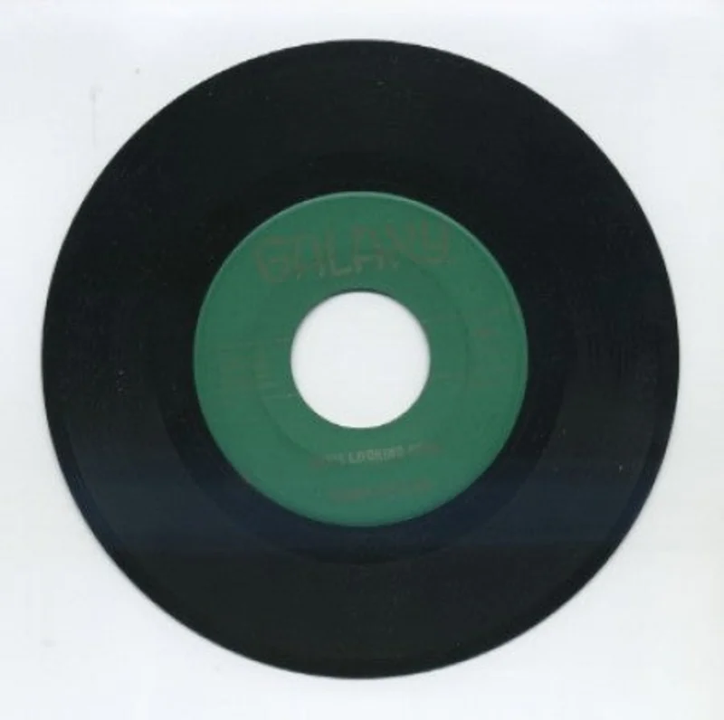 Roger Collins - She's Looking Good/ I'm Serving Time