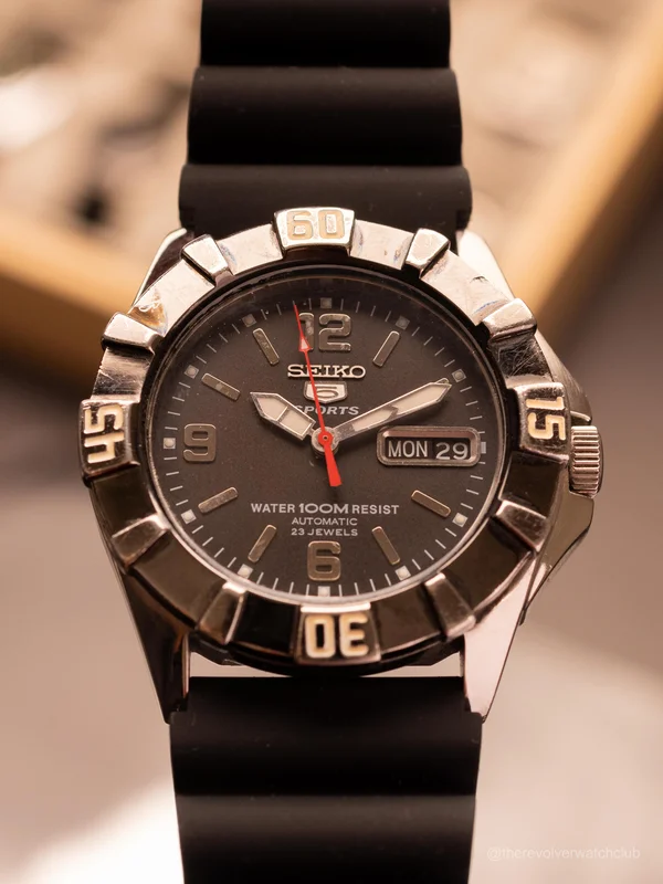 Seiko 5 Sports (Ref. 7S36-O3F0) (42mm; Automatic)