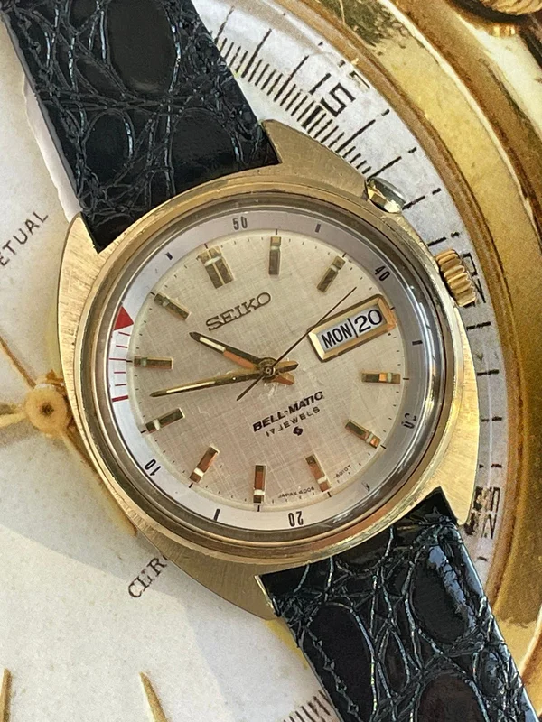 Seiko - Bellmatic (17 Jewels)