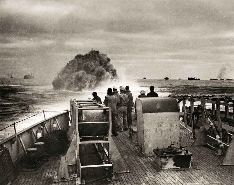 Service Above Self: A Pictorial History of The U.S. Coast Guard: Respect the Past  Engage the Present  Look to the Future