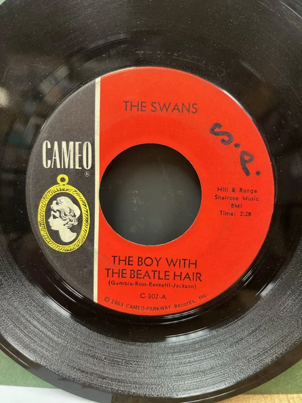 Swans - The Boy with The Beatle Hair b/w Please Hurry Home