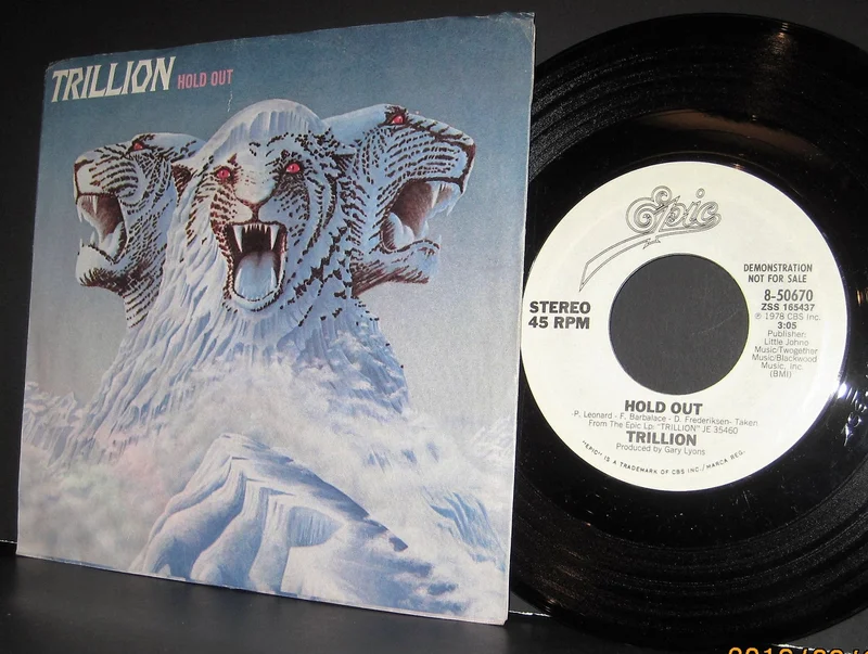 TRILLION - Hold Out Promo 45 w/ PS