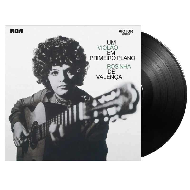 Um Violo Em Primeiro Plano