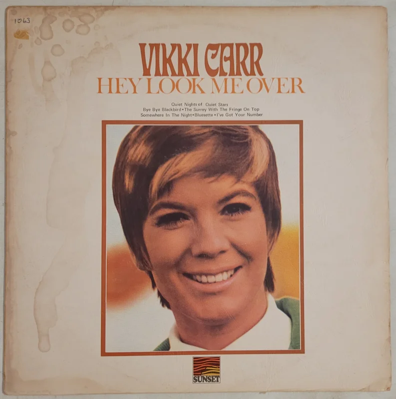 Vikki Carr - Hey Look Me Over Lp