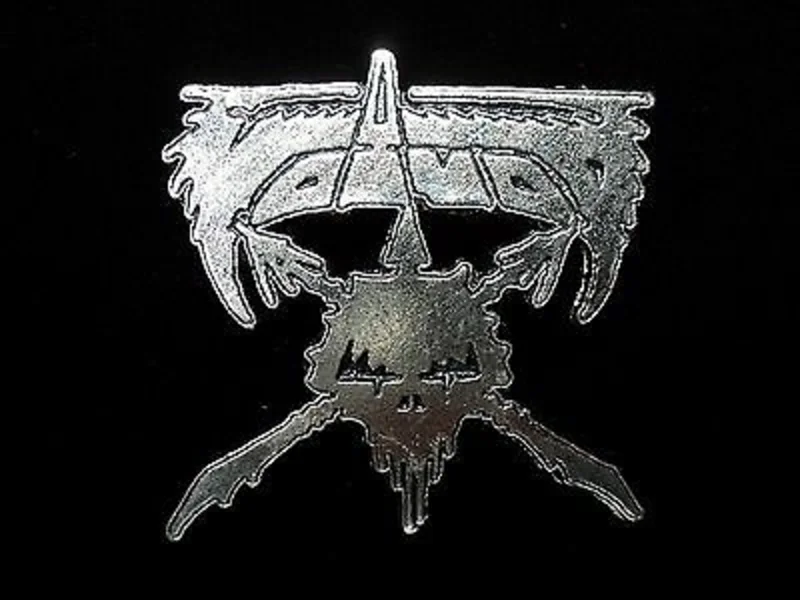 VOIVOD - SKULL METAL BADGE