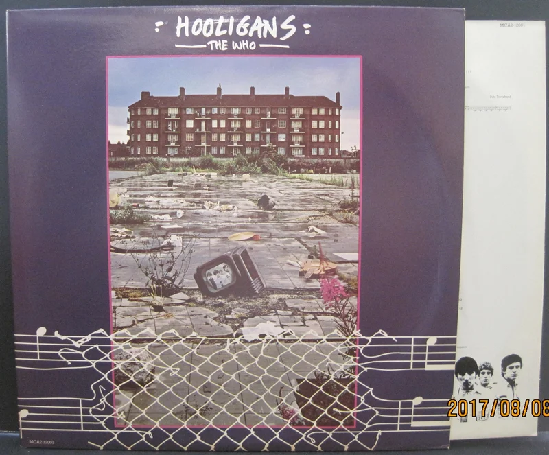 WHO - Hooligans