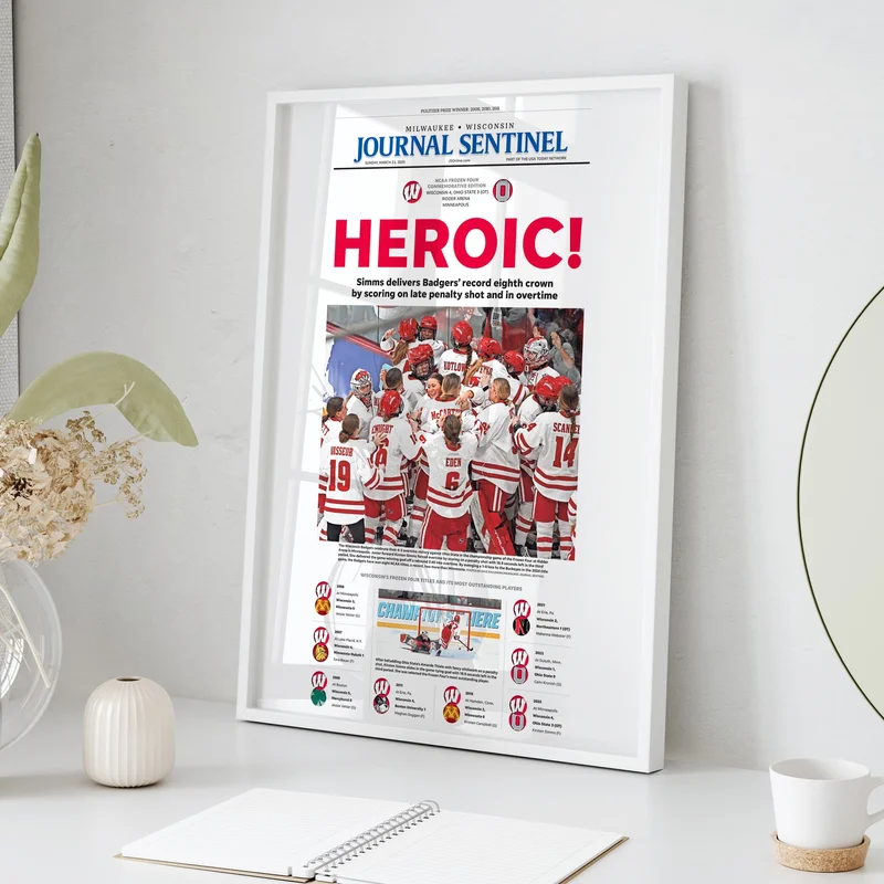 Wisconsin Badgers Women Frozen Four Champs 2025 Front Page Wall Art